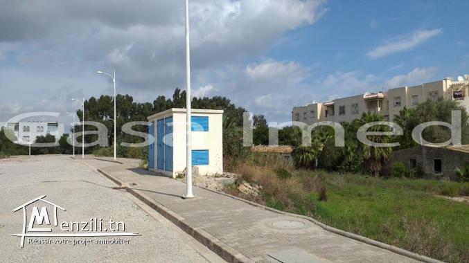 un terrain un 1700 m2