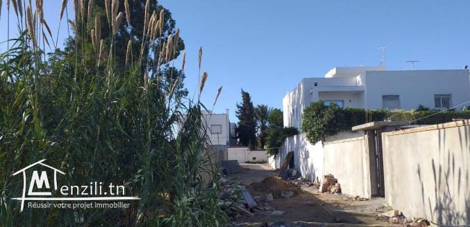 terrain en plein Soukra de 820 m2