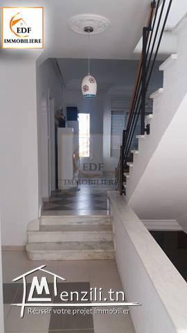 Réf 2090: Une luxueuse villa sur 3 niveaux à Ain Mariem