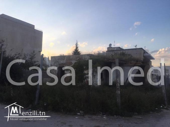 un terrain de 520 m2