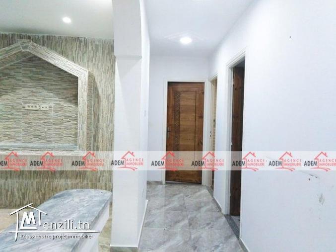 Petit immeuble de trois appartements