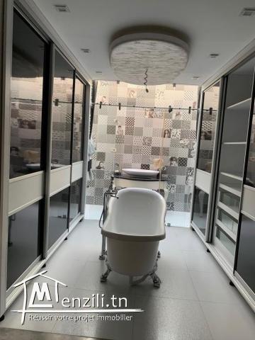 Appartement S+3 de très haut standing