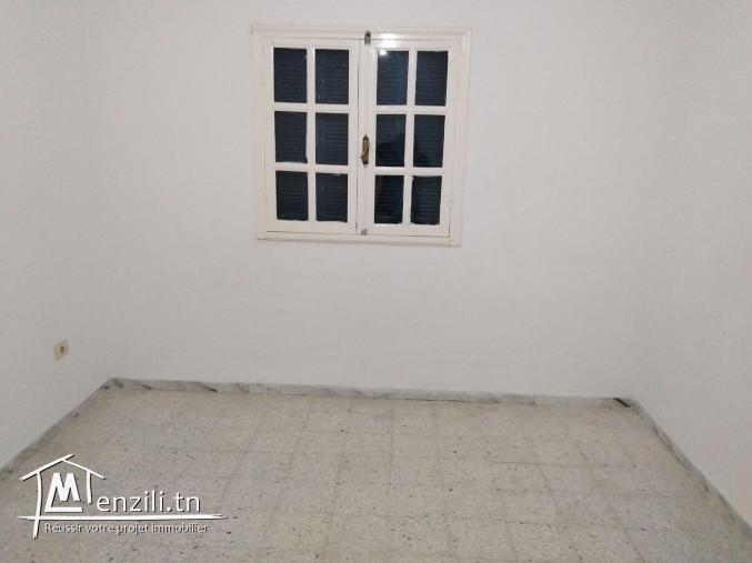 Appartement sans meuble à khzema