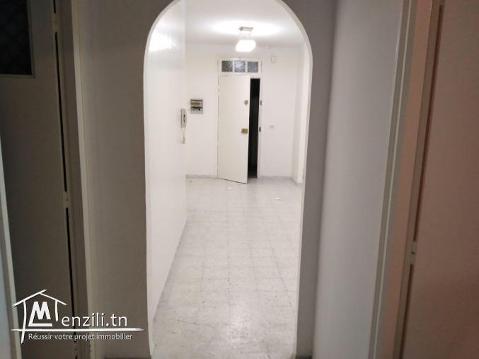 Appartement sans meuble à khzema