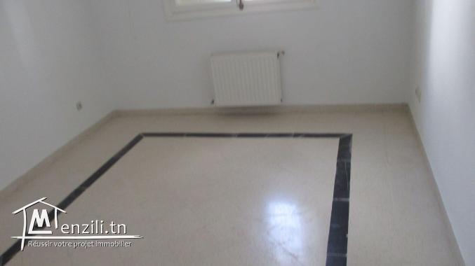 Appartement rez-de-chaussée à khzema