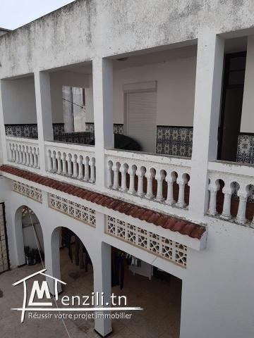 Ref 2179 : un vaste duplexe à bni nafaa bizerte
