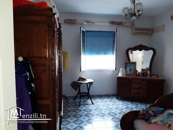 Ref 2179 : un vaste duplexe à bni nafaa bizerte