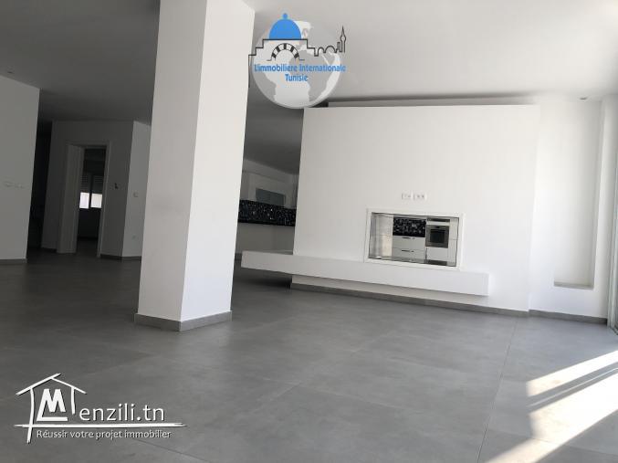 villa d une surface de 1000 m2 à kantaoui