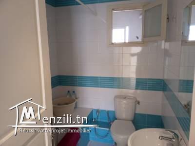 للبيع 3 غرف و غرفة إستقبال A vendre 3 pièces et salon