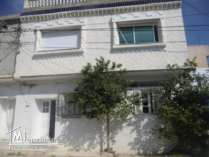 villa+1 studio un garage et un jardin a vendre hamem el ghzaze