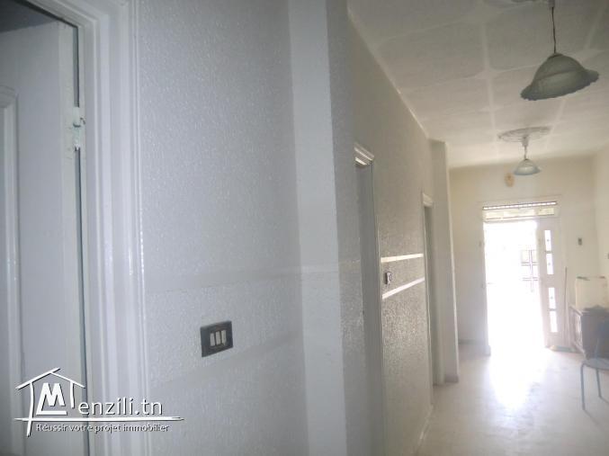 villa+1 studio un garage et un jardin a vendre hamem el ghzaze