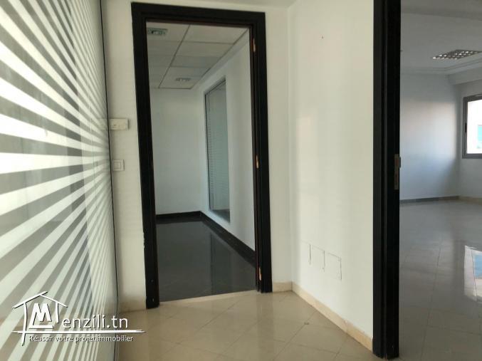 BUREAU 230M² HAUT STANDING LAC 1