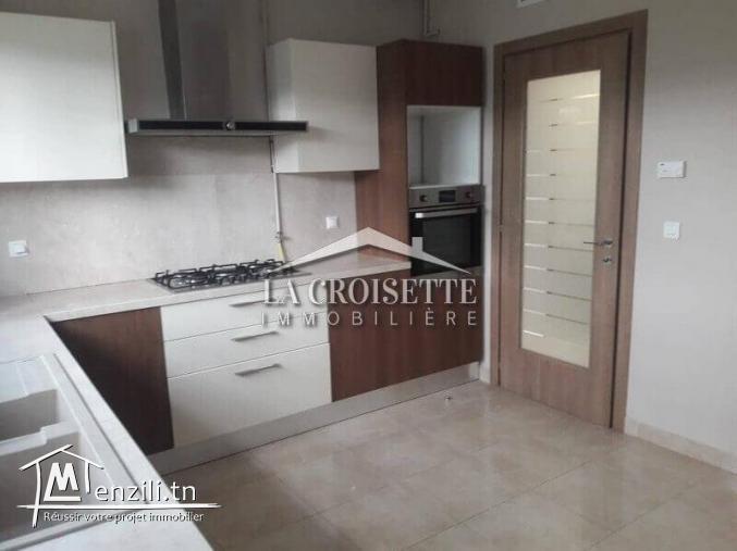 Un Joli duplex s+3 avec piscine aux les jardins de Carthage  Ref: ZDL0048