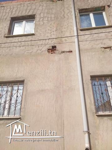 deux etages de maison