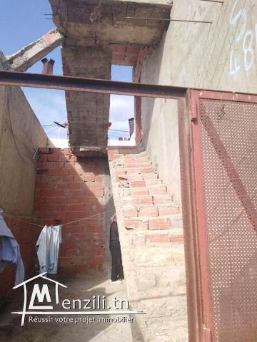 deux etages de maison