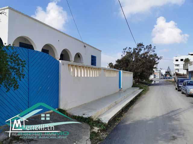 VT421:Villa 793 m² a plage Mamounia Kélibia