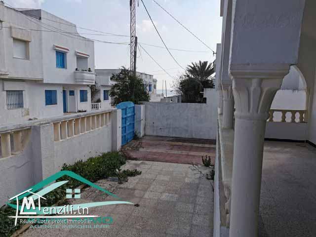 VT421:Villa 793 m² a plage Mamounia Kélibia