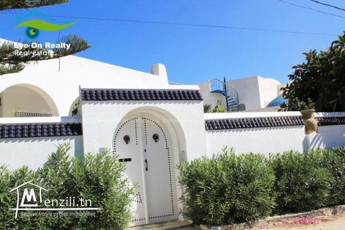 Villa Hot standing style arabe pour la location estivale Réf LMM089