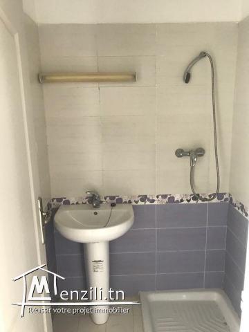 A vendre appartement s+1 (résidence les jardins de raoued ) à cité el yamama raoued