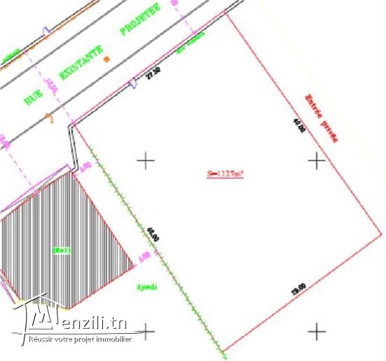 Terrain de 1127 m²