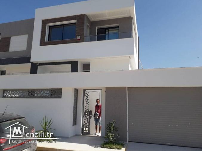 Villa Chic et Moderne Avec piscine La Soukra
