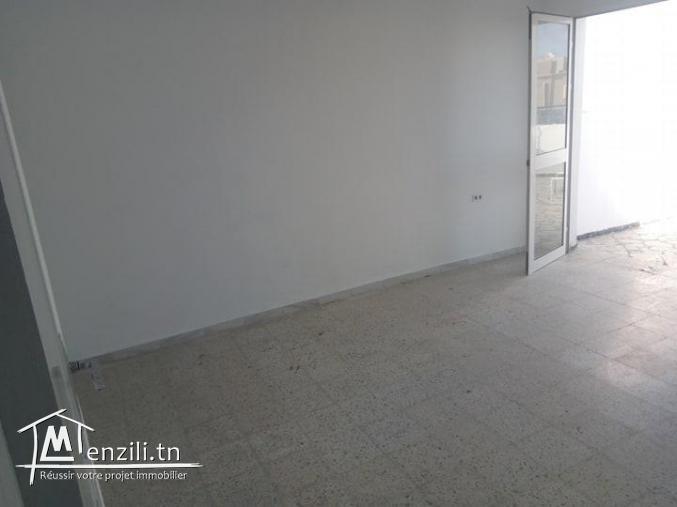 maison à station louage kélibia