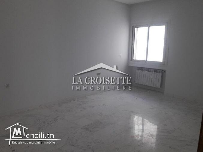 Duplex s+3 avec piscine à la Soukra  ZDL0043