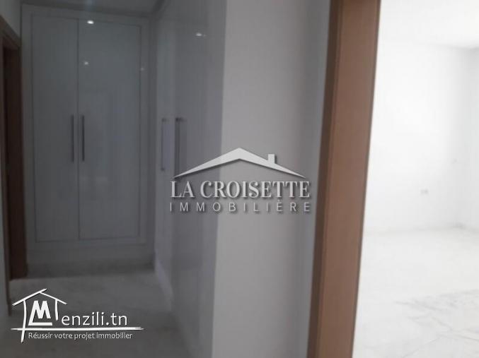 Duplex s+3 avec piscine à la Soukra  ZDL0043