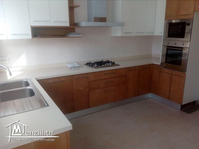 appartement au plein zone touristique