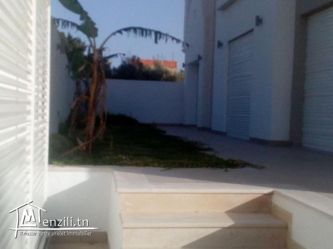 appartement au plein zone touristique