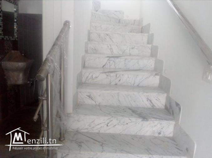 une charmante villa avec piscine  à ribat hammamet 850md