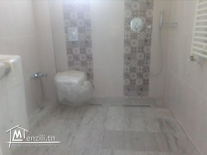 une charmante villa avec piscine  à ribat hammamet 850md