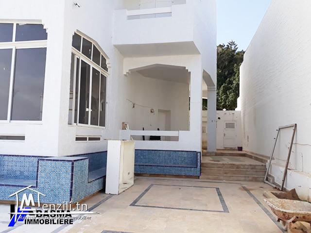 Propriété pieds dans l'eau à Chott meriem