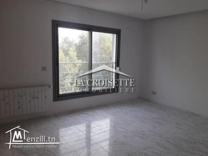 Appartement S+3 à vendre à la soukra