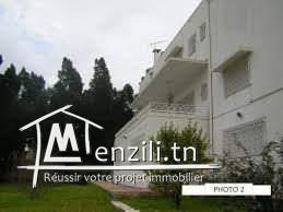 Grande Villa à El Menzah 1 sur terrain 1942 m2