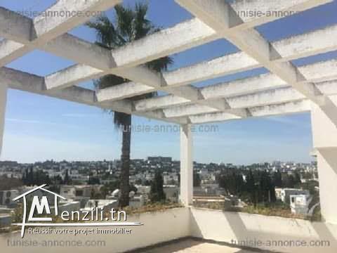 Grande Villa à El Menzah 1 sur terrain 1942 m2