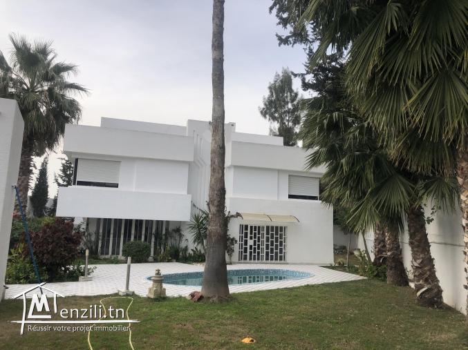 Très belle villa à La Soukra