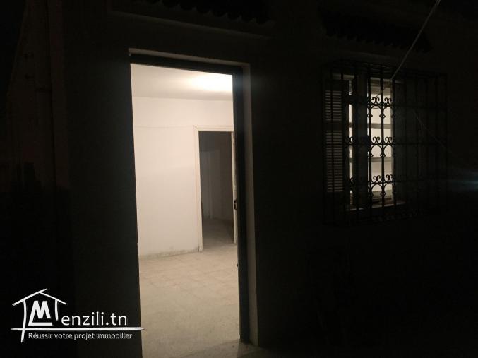 STUDIO SUPER TRANQUILLE À CITÉ ETTAHRIR