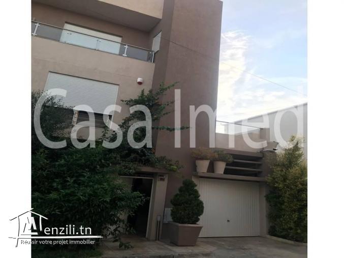 belle villa de 230 2