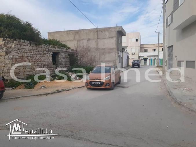 beau terrain de 450 m2