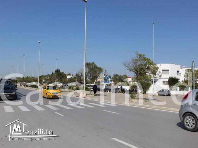 terrain de 1400 m2 a Soukra