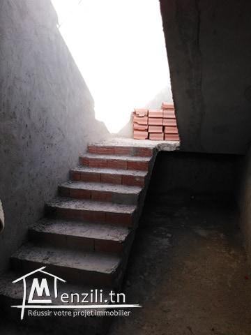 une maison inachevée