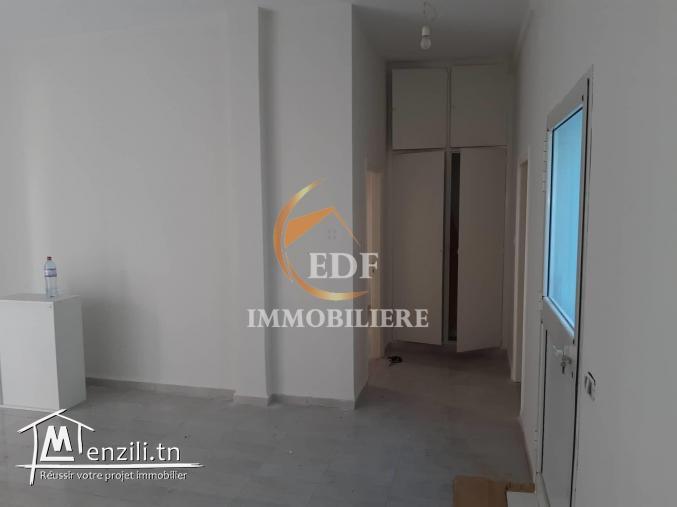 Ref 2188 : Un vaste rdc s+2 , Oued el marj bizerte