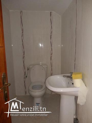 Réf2024: Immeuble de 3 appartements à Cité Saha Bizerte