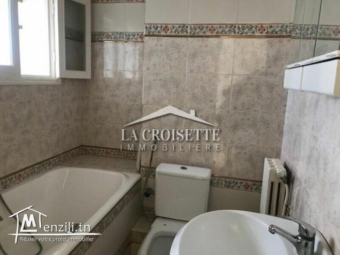 Appartement S+3 à vendre Carthage Byrsa ZAV0117