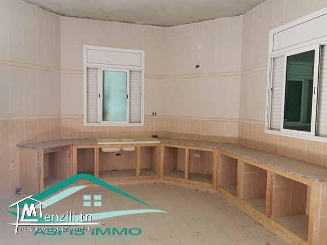 villa 4300 m² à saheb jbal el hawaria