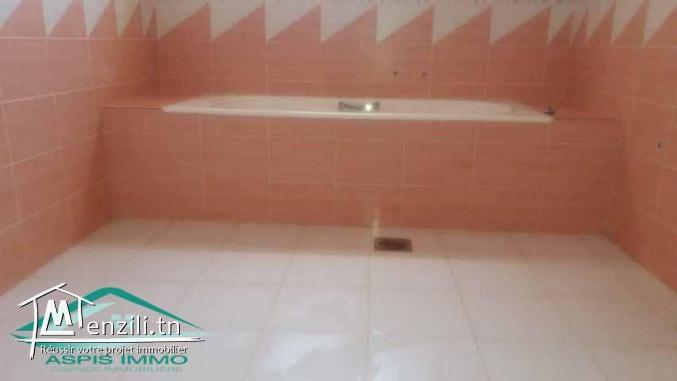 villa 4300 m² à saheb jbal el hawaria