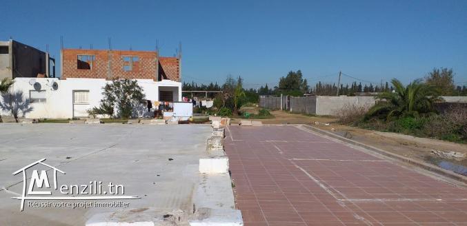 beau terrain de 258 m2 / 270 m2/ 273 m2