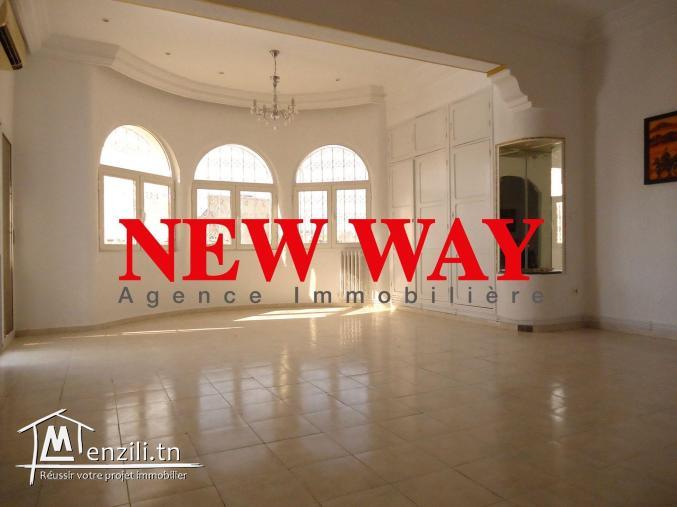 LOCATION: Etage de villa (s+2) à bouhsina prés de l'école française