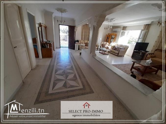 A vendre villa de 346m² à Kélibia - KK197